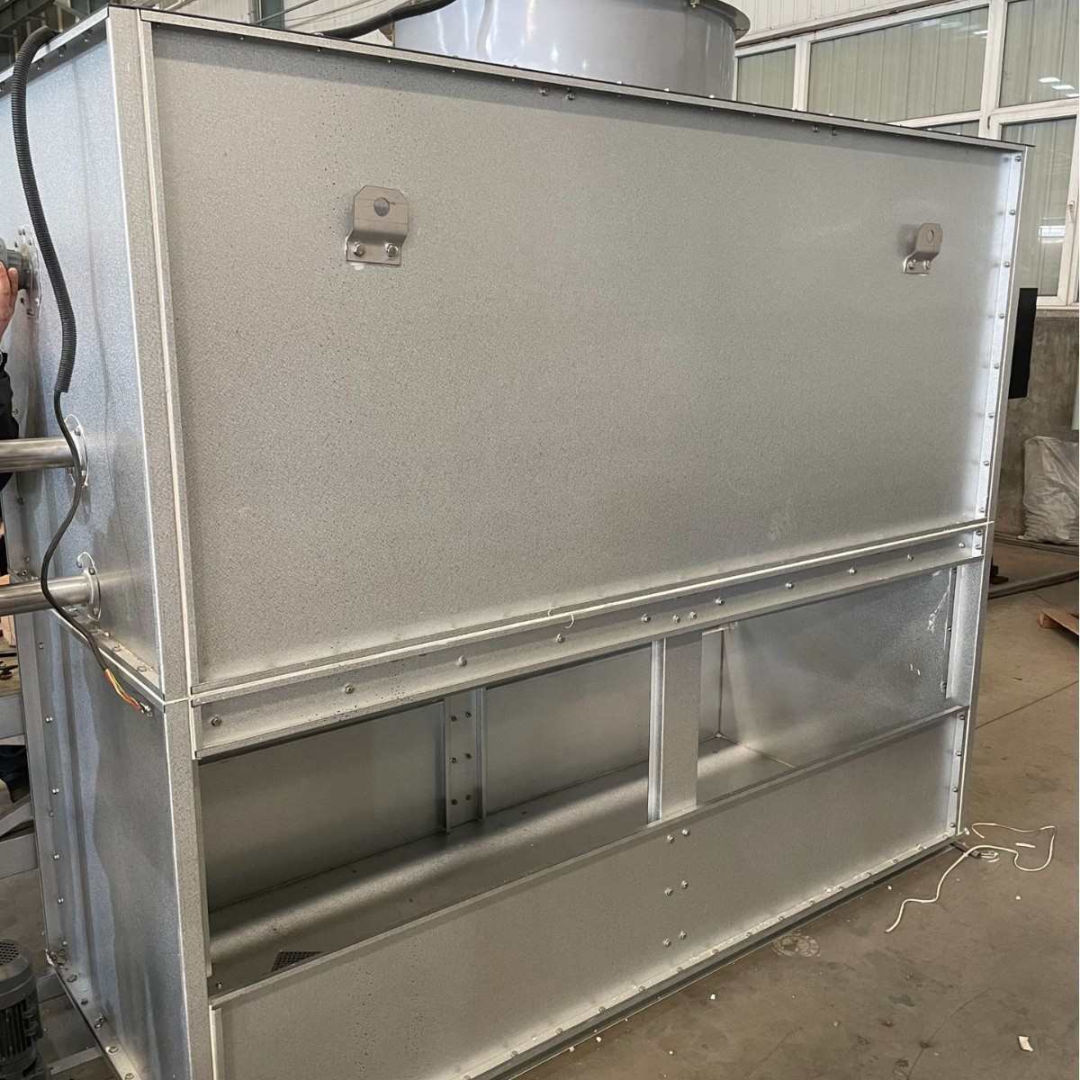 冷却水塔循环水塔闭式80t100t120水塔闭式冷却塔工业不锈钢冷冷却