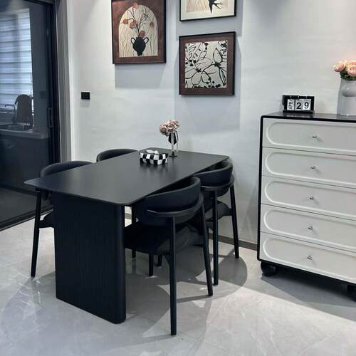 意大利轻豪华黑色磨砂矩形简单现代家庭石板餐桌小公寓家庭2024新