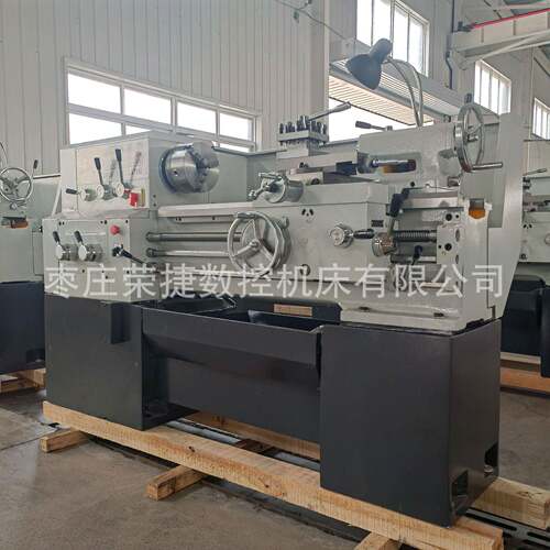 实体厂家供应C6132*750家用小型车床卧式车床C6132普通车床