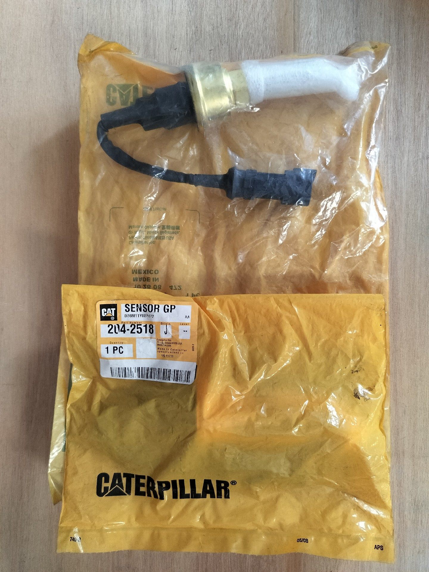CAT 全新原装传感器204-2518，价格优惠！质保壹年！