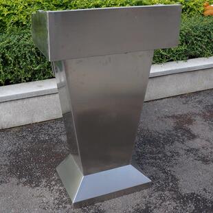 不锈钢演讲台现代简约演讲桌方形底座室内外通用讲台户外保安岗台