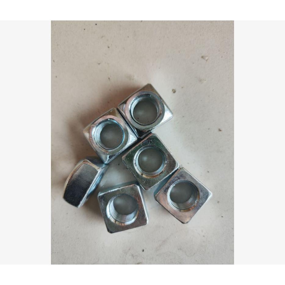 4级蓝白锌DI557N四方母螺FQEM20