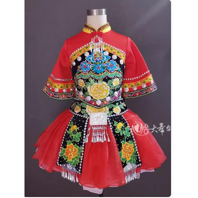 正品2024苗舞新款儿童族舞蹈服装儿童节元旦台出民族壮族表演演服