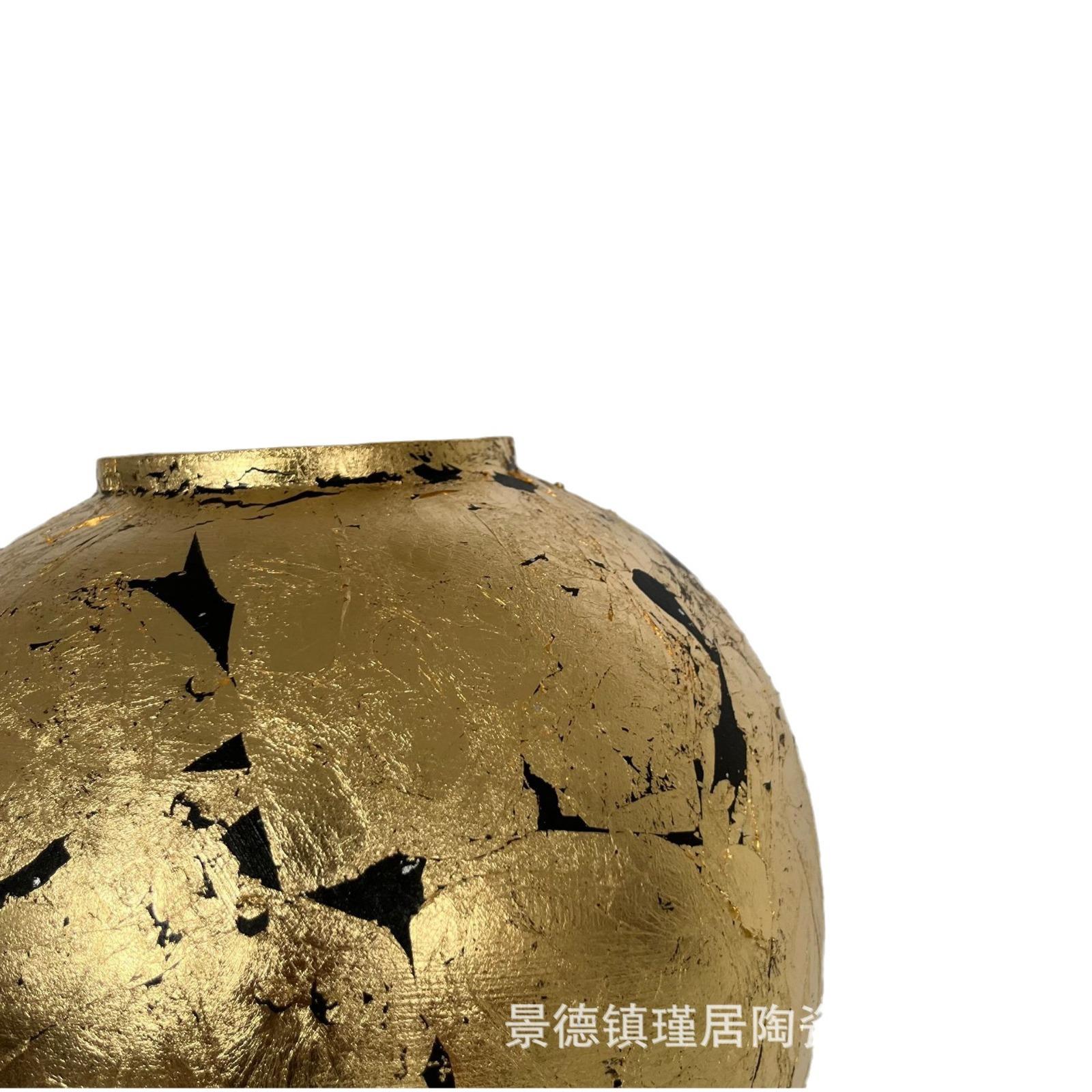 轻奢风手作陶瓷花器金箔极简风软装搭配异形创意台面花瓶摆件