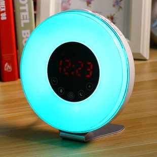 小夜模拟日出日落色调闹钟睡眠 光唤醒多彩变台钟自然新品led灯灯