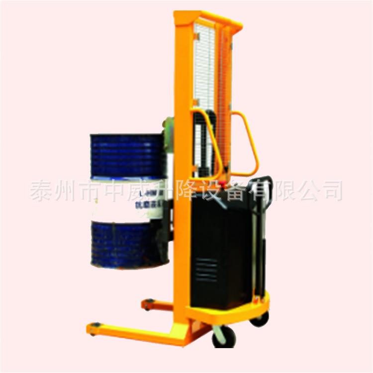 咬嘴式半电动油桶堆高车油桶夹液压装卸车叼扣压油桶升降叉车