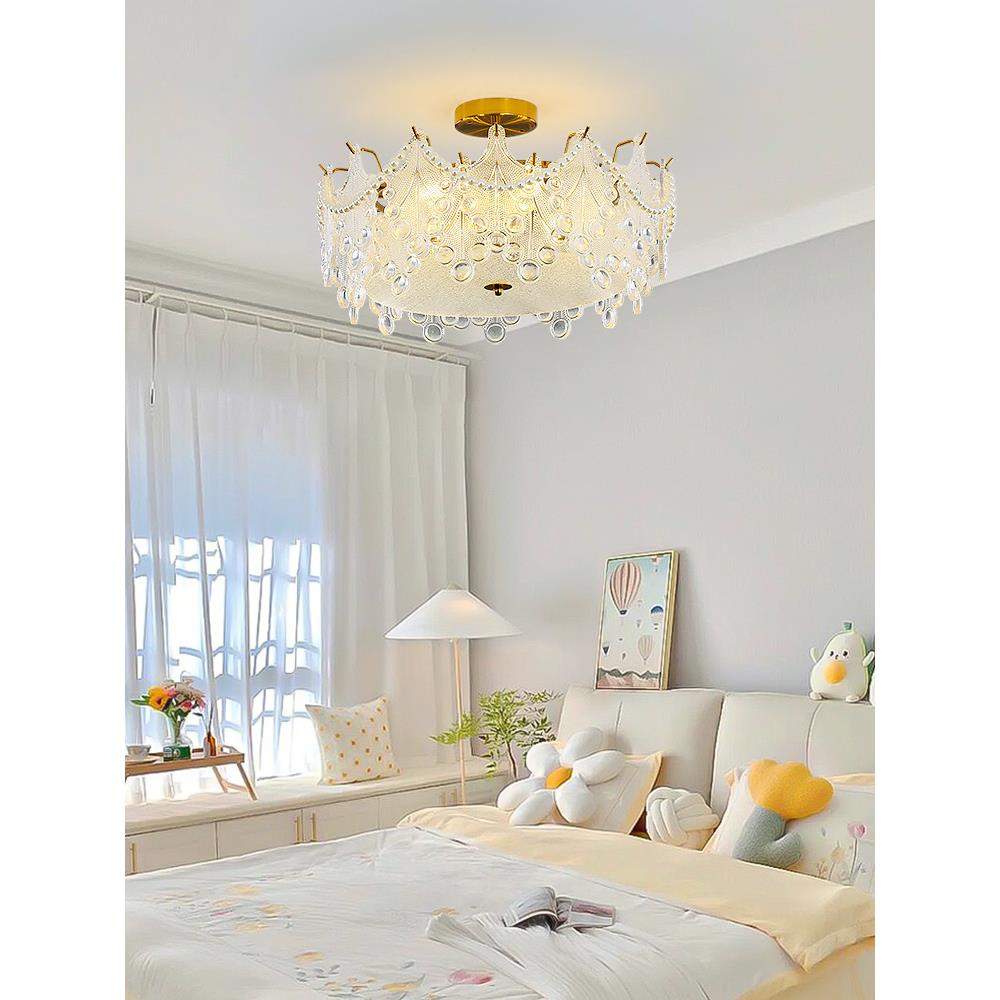 轻奢现吸顶灯2025年网创红卧室意水晶玻璃灯代简XOP主约房间法式