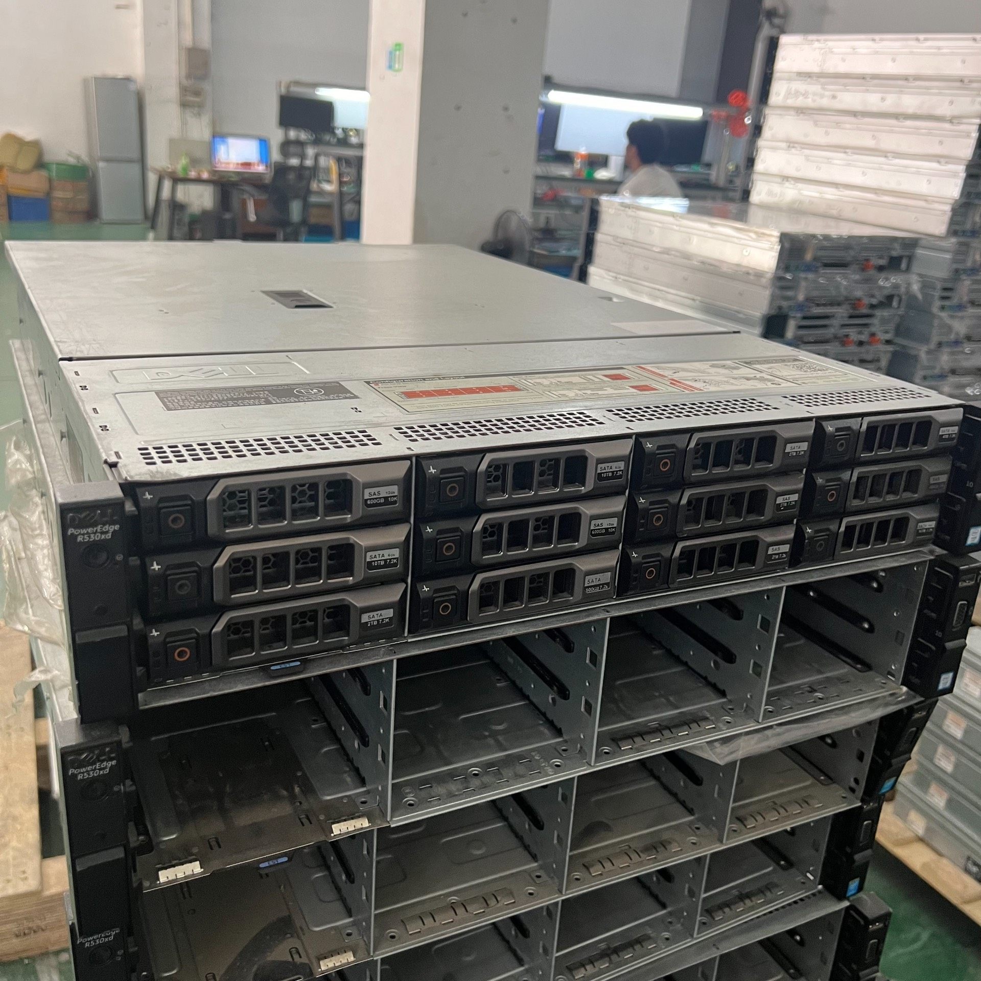 戴尔R530xd  3.5寸12盘 支持两颗E5-26 V3
