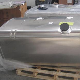 675X620 600L 铝合金油箱 160L 右置带加热器口WG9925556692 440L