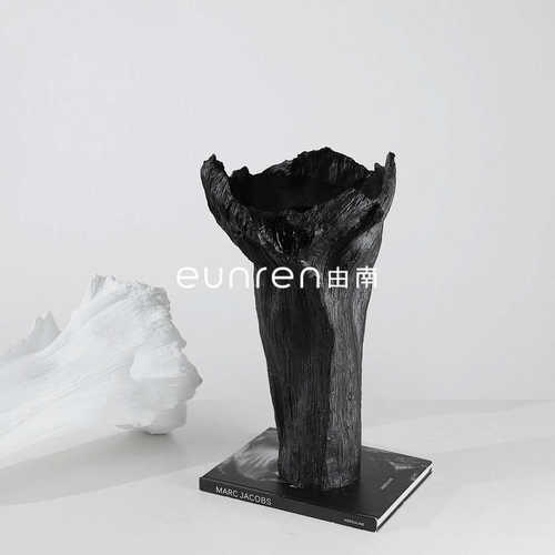 现代黑白花瓶干花花器北欧玄关家居客厅样板房酒店几何桌面摆件