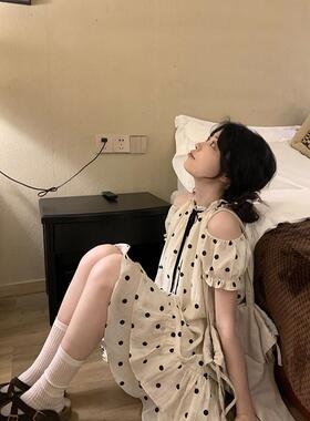 PtonUmi珍珠少女 露肩挂颈洋装女夏宽松短袖波点气质蓬蓬娃娃裙