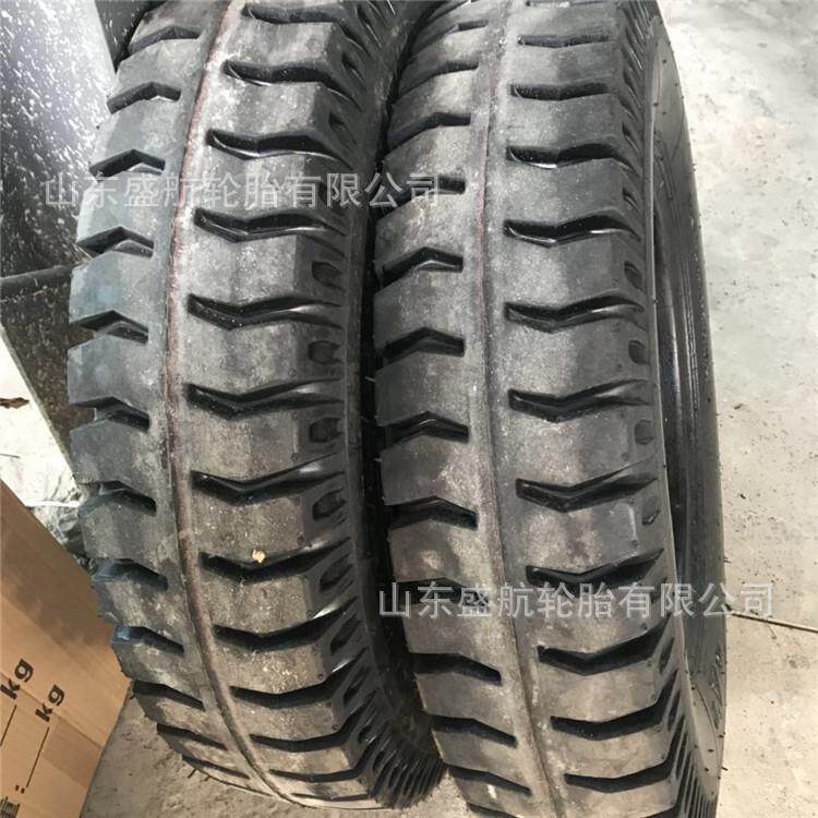 轻卡小货车载重轮胎8.25-16羊角花纹斜交充气轮胎825-16 14层级