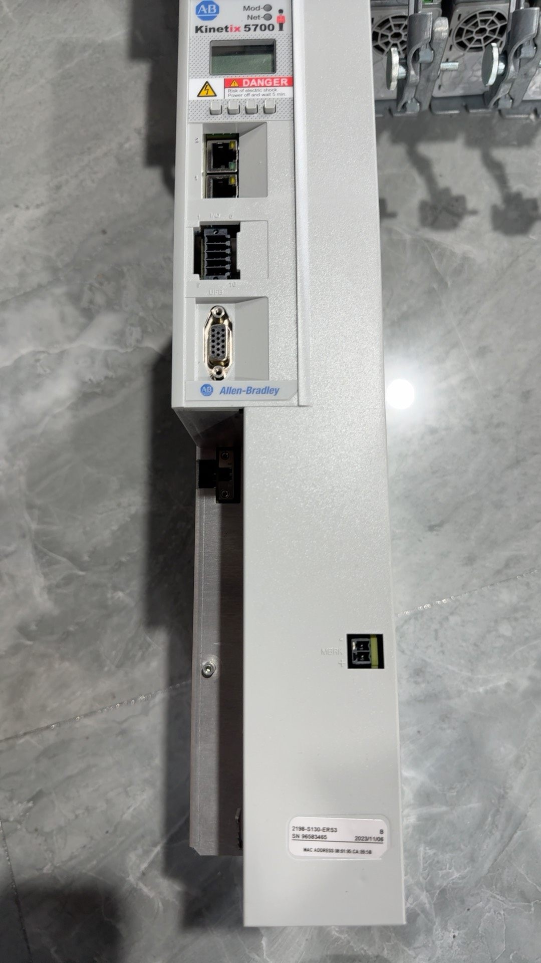 AB罗克韦尔伺服驱动器，型号2198-S130-ERS3