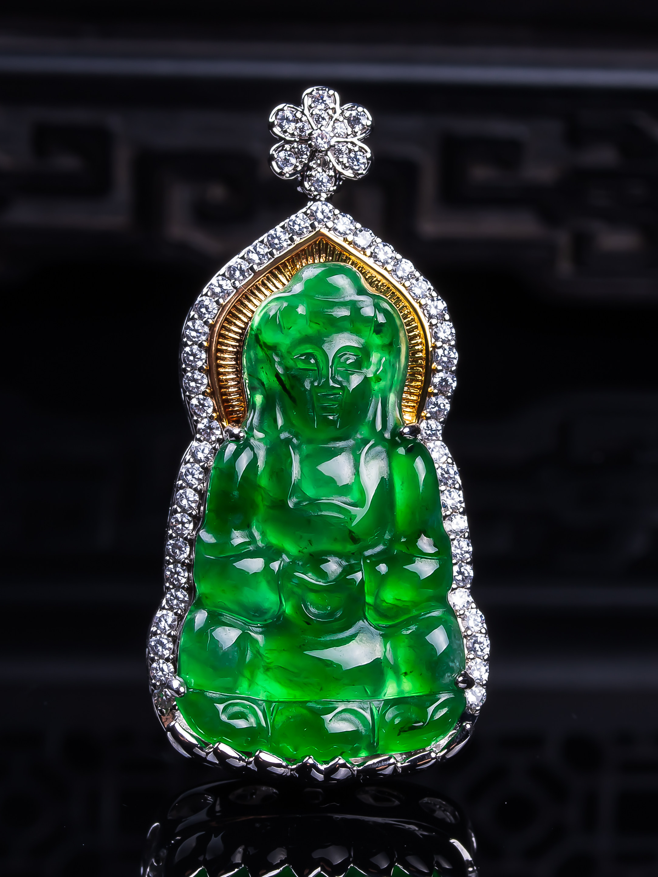 天然翡翠正品 冰水润气质细腻冰阳绿阳色满色精雕观音吊坠 9.14g