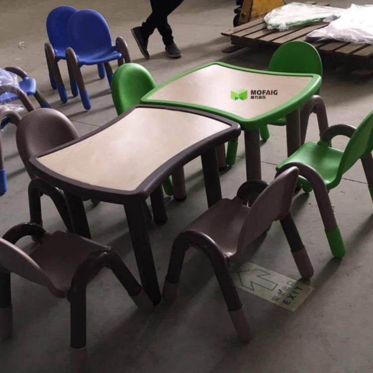 奇特乐 皂形桌 幼儿园儿童学习桌椅可拼式方桌实木升降课桌四人桌
