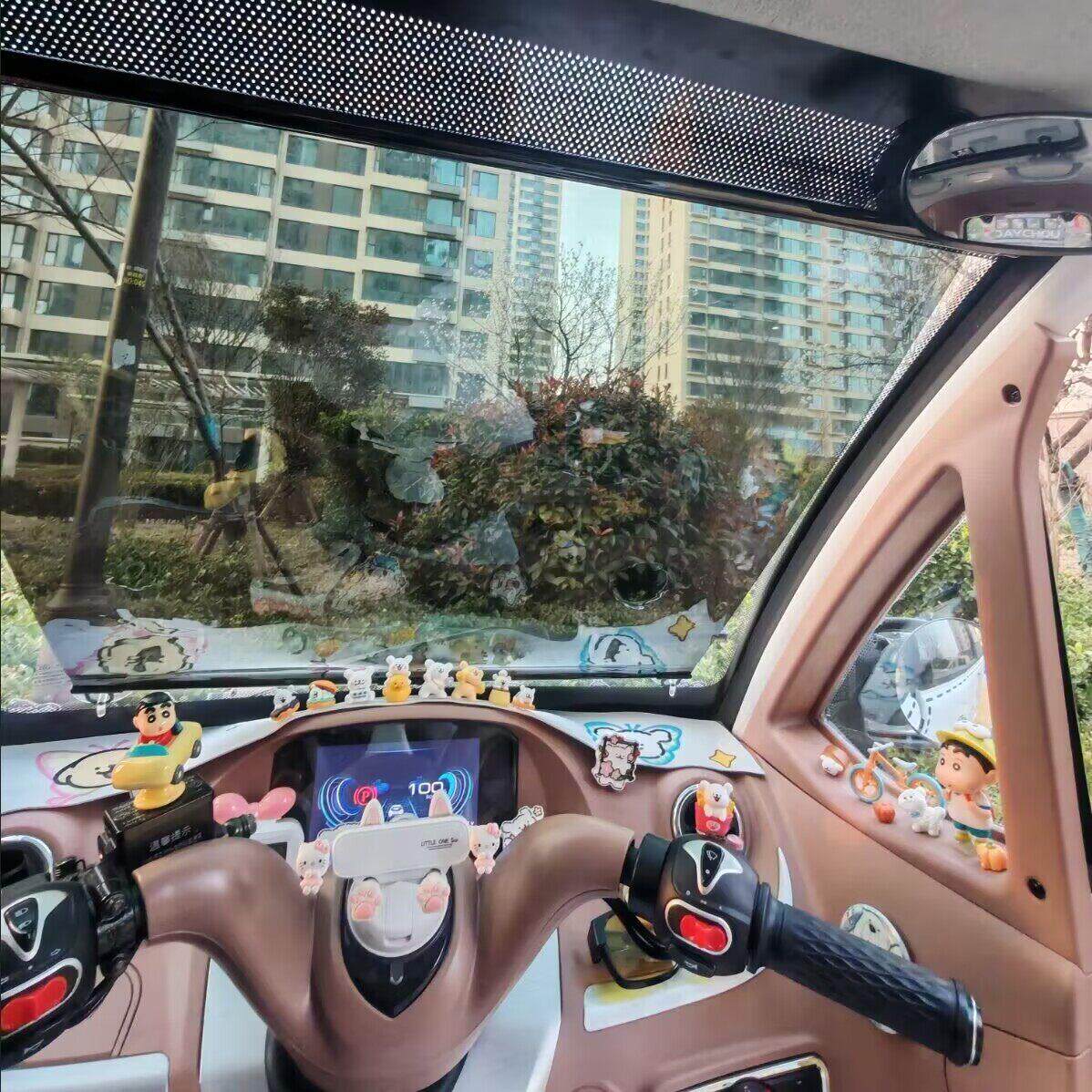 三轮车遮阳膜前挡风玻璃防晒隔热膜四轮车吸盘式遮阳挡抗UV