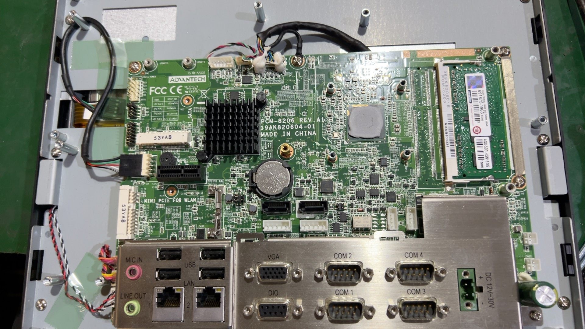 研华PCM-8206 REV.A1工控一体机主板 功能正常