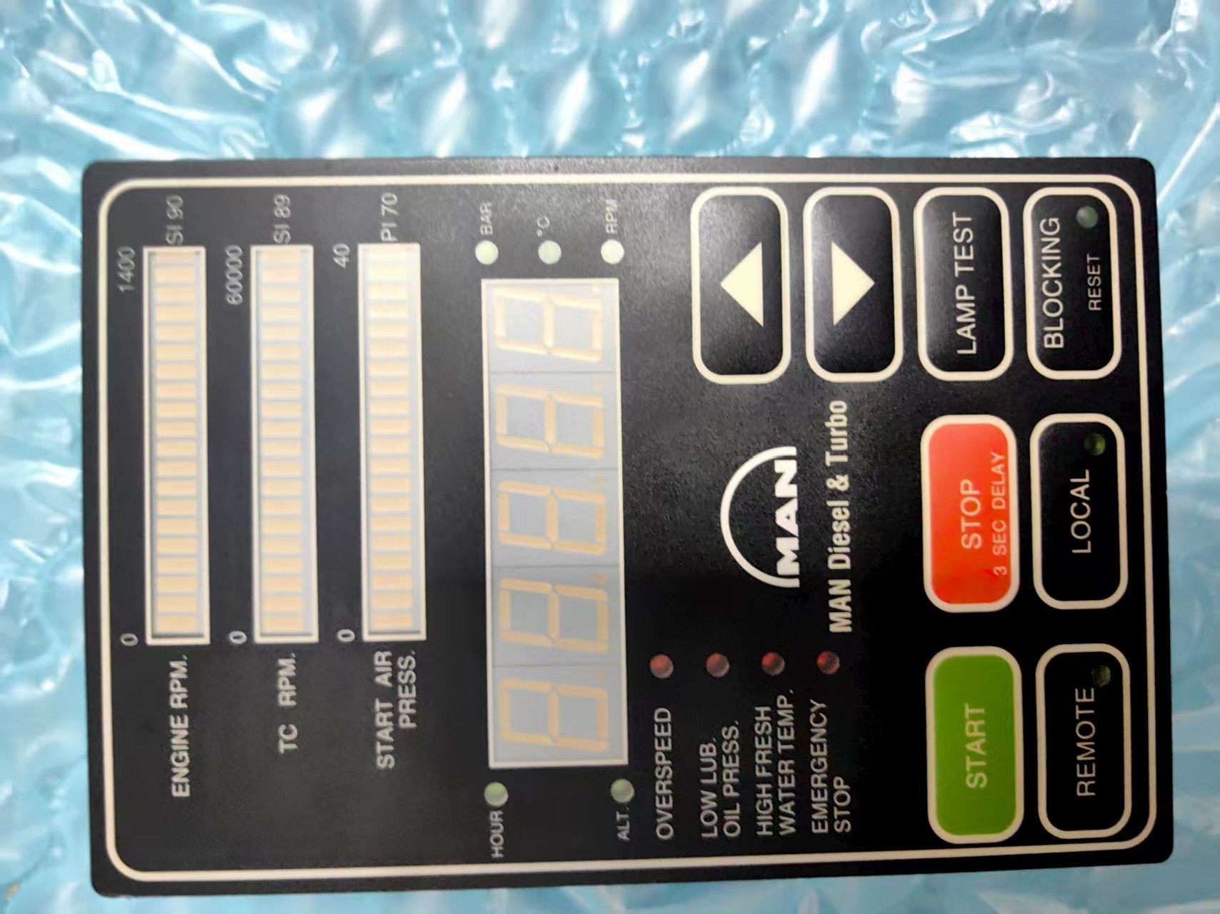 MAN B&W OB MODUL控制面板，型号1689061