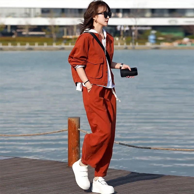 欧洲站休闲运动套装女2026新款春秋季显瘦减龄洋气内搭卫衣三件套