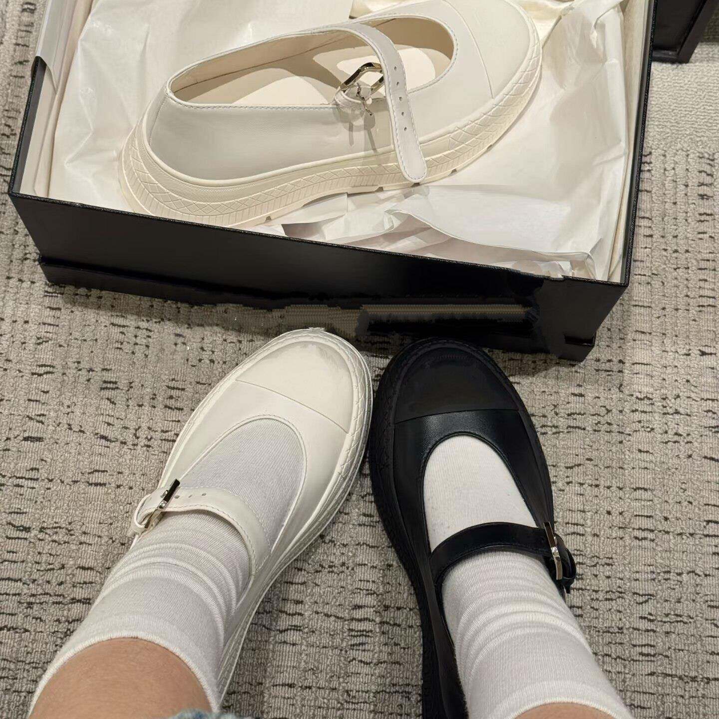 鼎配 正确板一字带玛丽珍单鞋女真皮2026新款浅口芭蕾舞松糕鞋