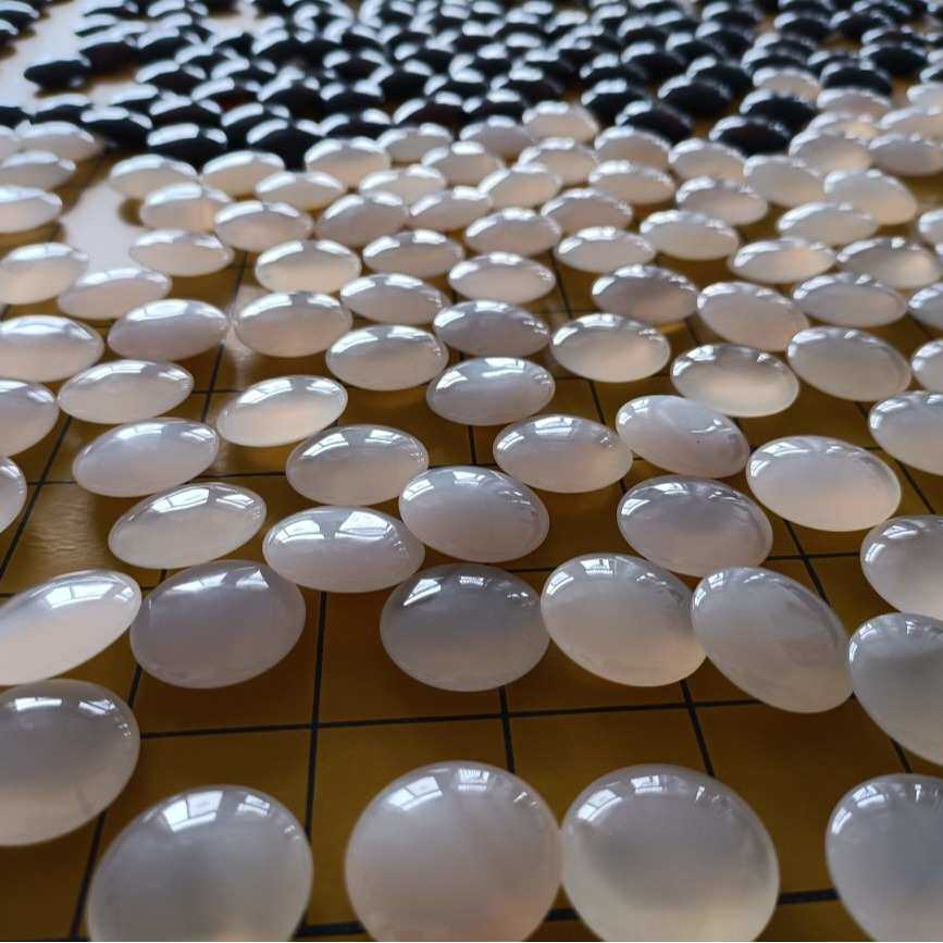 黑透红玛瑙围棋子加冰料白玛瑙围棋子