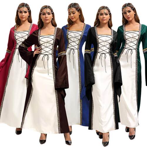 Large court robe, square collar, flared sleeves, long