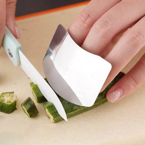 Stainless Steel Finger Guard for Cutting Vegetables - Protec