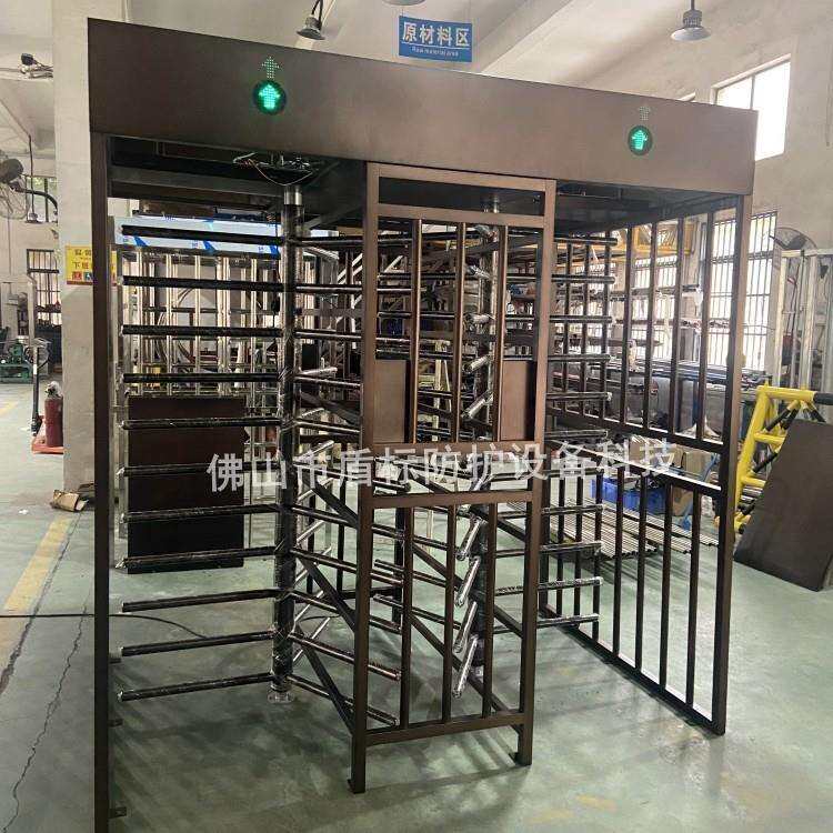 供应全高防尾随单限旋转门封闭式十字栅栏旋转通道监狱十字转闸