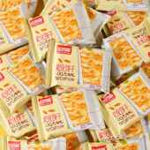 正鸿富松化饼干花生坚果味芝麻椰蓉味办公室休闲小零食厂家