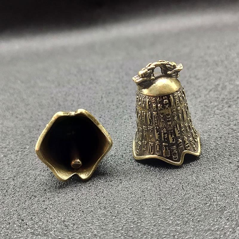 龙年百兽铃铛挂件小吊饰串挂黄铜工艺品摆摊小件街头复古跨境新品