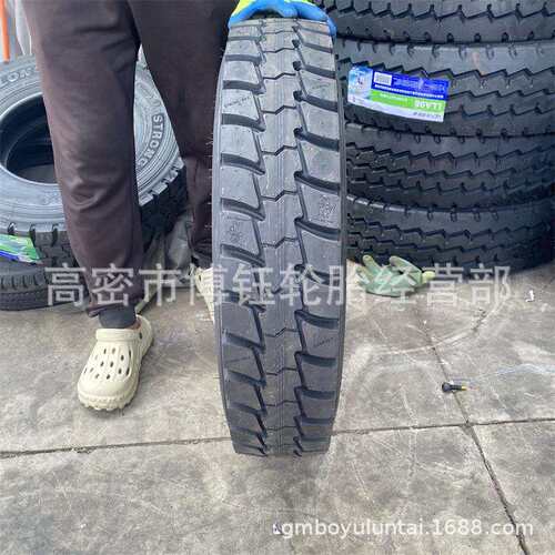 LINGLONG 600R15 /14/13 LAR959花纹 全钢丝真空载重卡货车轮