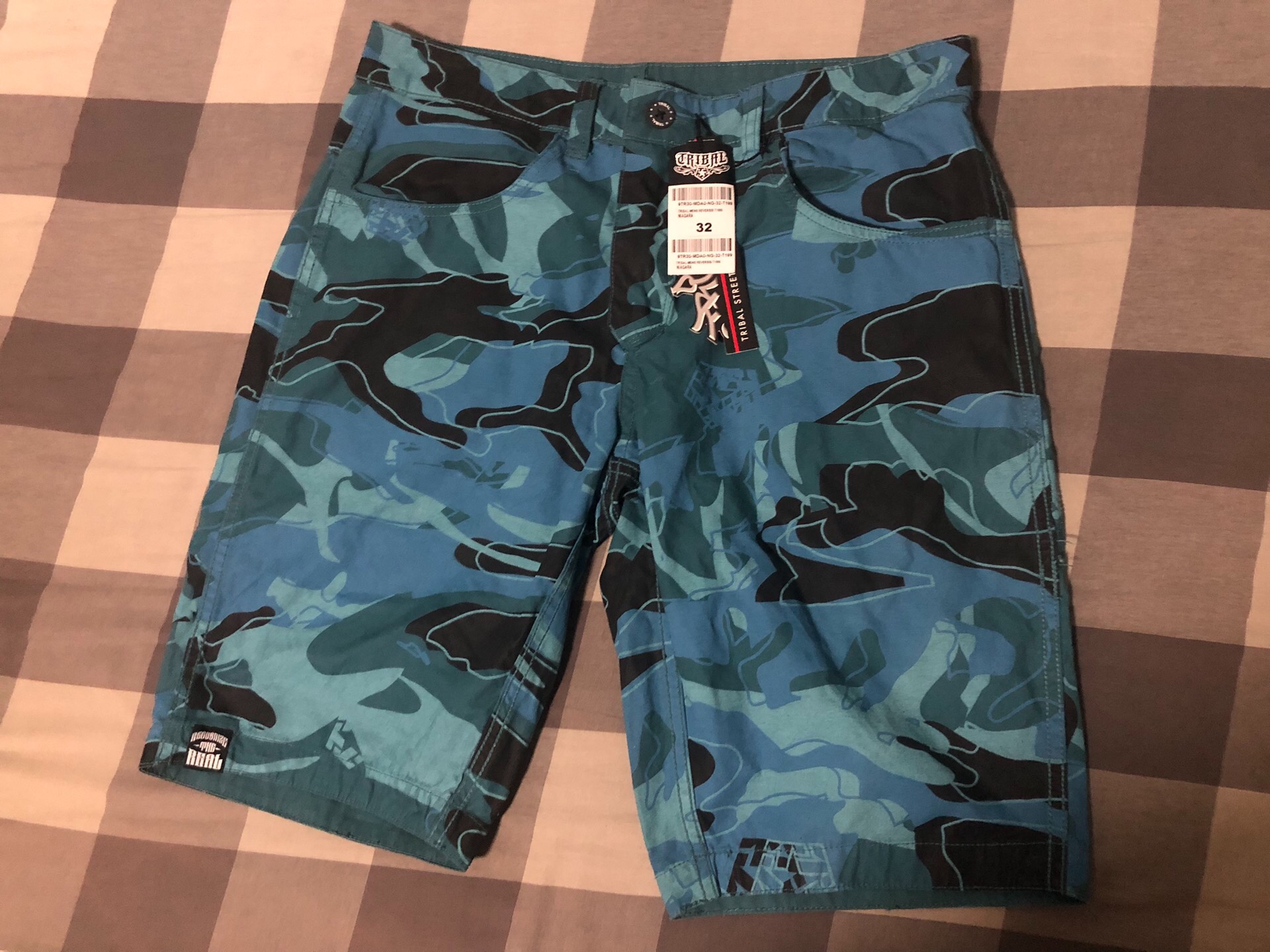 TRIBAL两面穿短裤