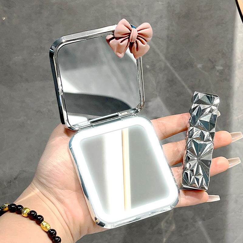 直销新款LED化妆镜学生宿舍带灯折叠镜台式桌面手持镜女便携随身