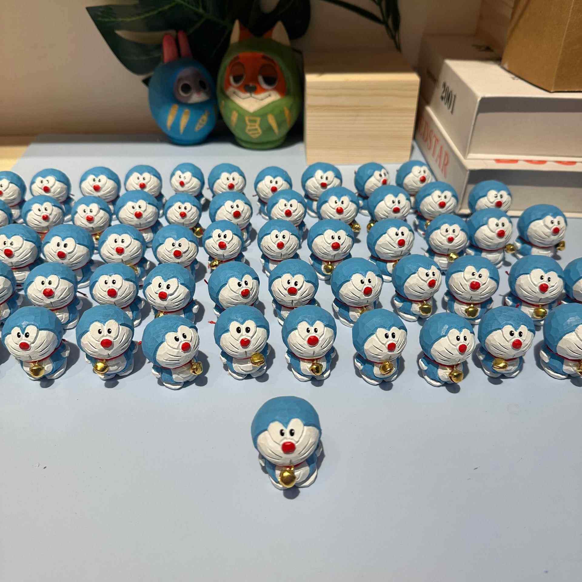蓝胖子多啦A梦叮当猫卡通礼物挂件摆件纯手工木雕工艺品网络热销