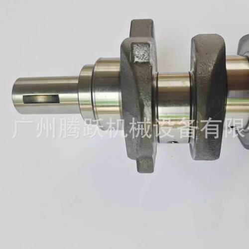 挖掘机装载机工程机械配件4LE2曲轴8-98208670-1