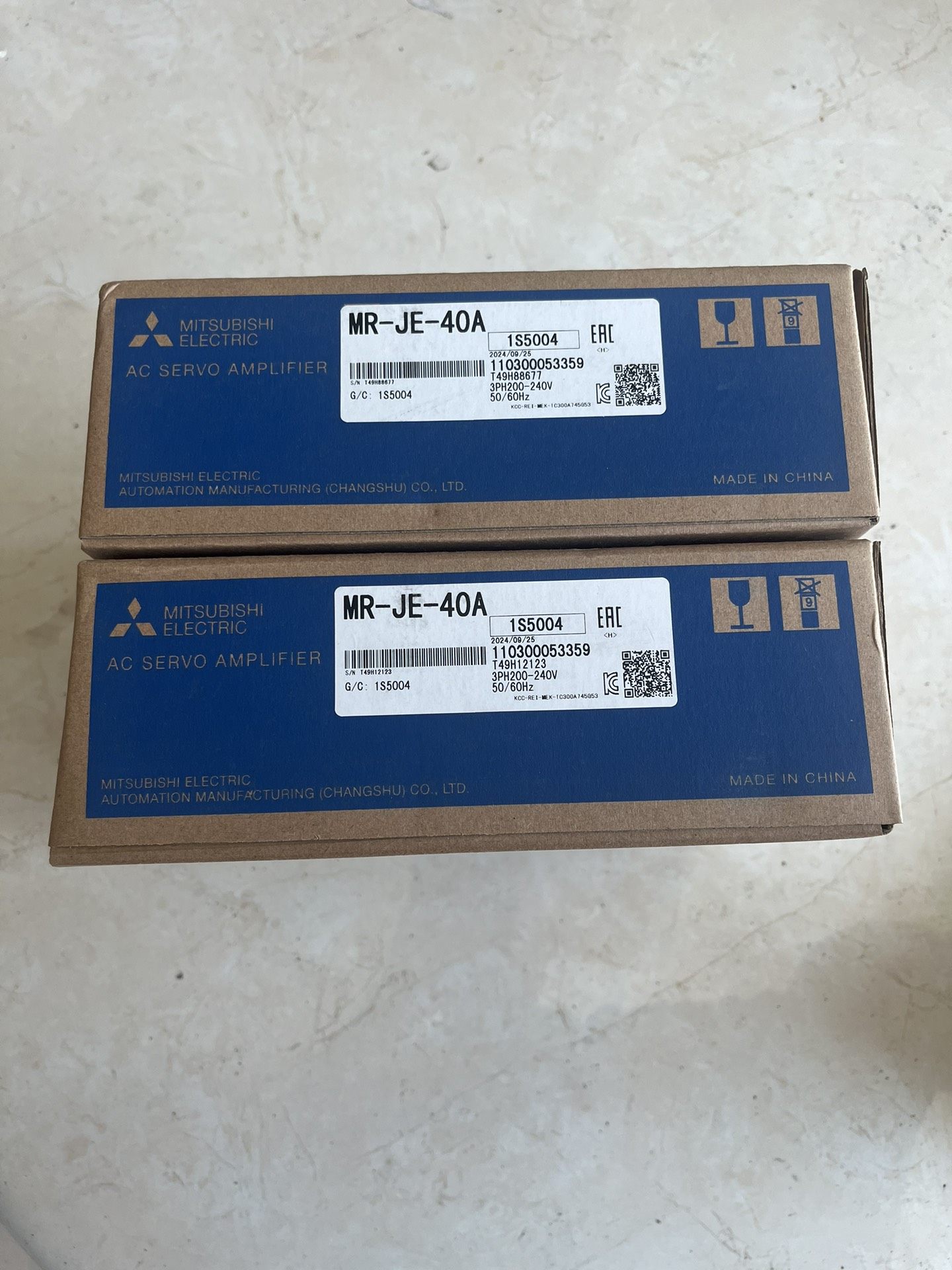 三菱伺服驱动器MR-JE-40A，24年份全新原装正品，带包