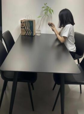高档岩板餐桌椅黑色网红豪华极简家用厨房餐桌组合现代简约北欧风