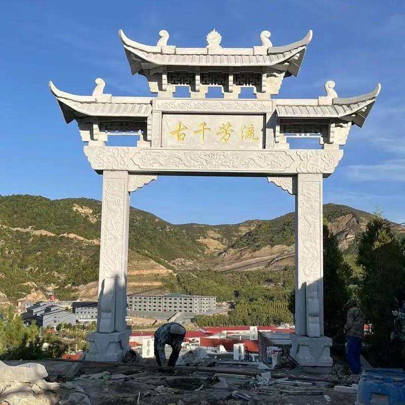 石牌坊石门楼可定村口石雕牌坊景区广场村口古建三门五楼石牌门楼