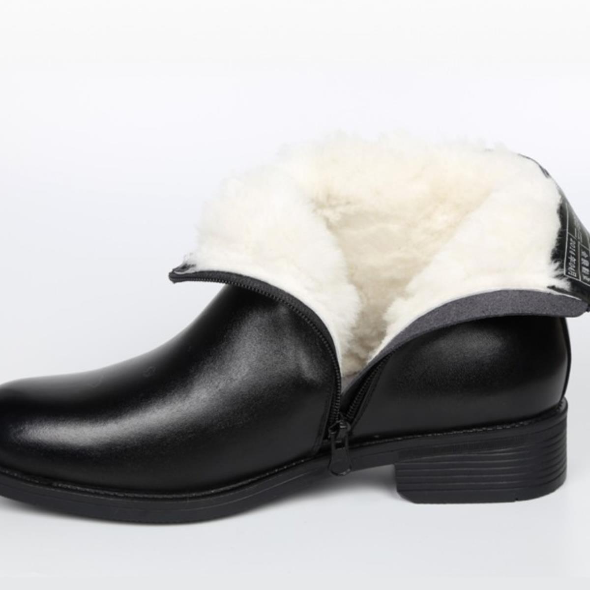 正品新款常服皮鞋软底毛鞋男绒士高帮冬季真皮羊皮毛保防暖水马丁