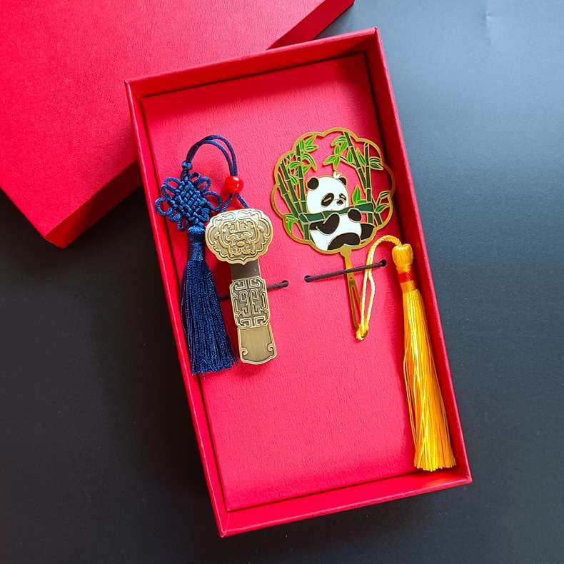 特色送客户log出国礼品中外国老外手送中国礼国风ri0t定商务伴制