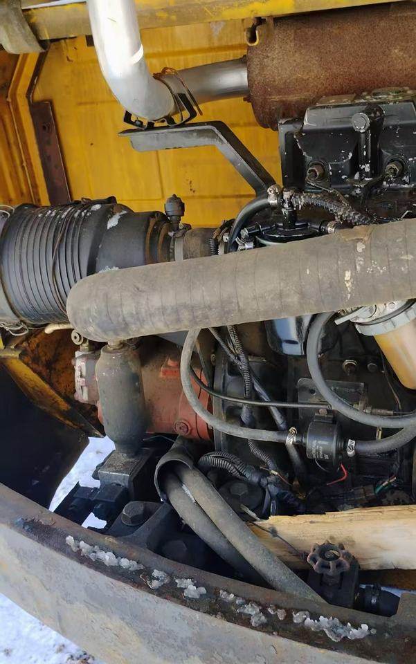 1月3日烟台【资产处置】雷沃60-7挖机一台网络拍卖公告