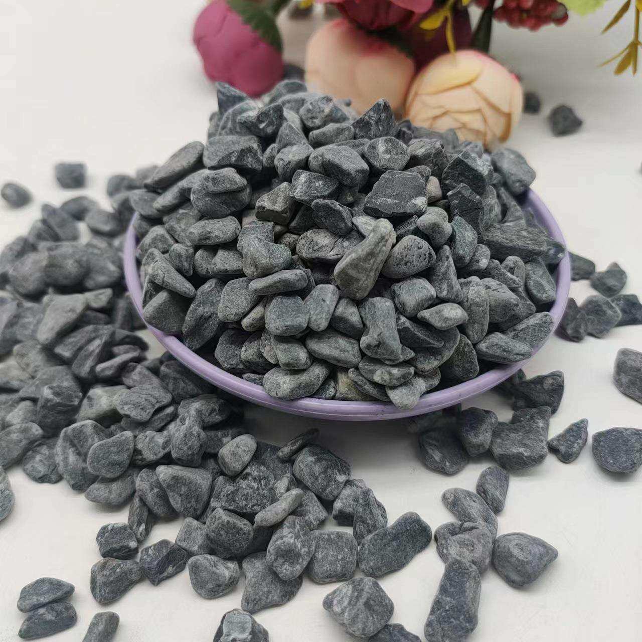 深灰色水洗石米石景观砾石黑色日式枯山水庭院造景装饰花园碎石子