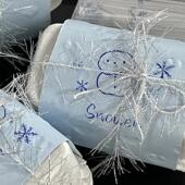 Snouen小雪人香薰蜡烛限定梨香茉莉香小罐试香送礼生日礼物