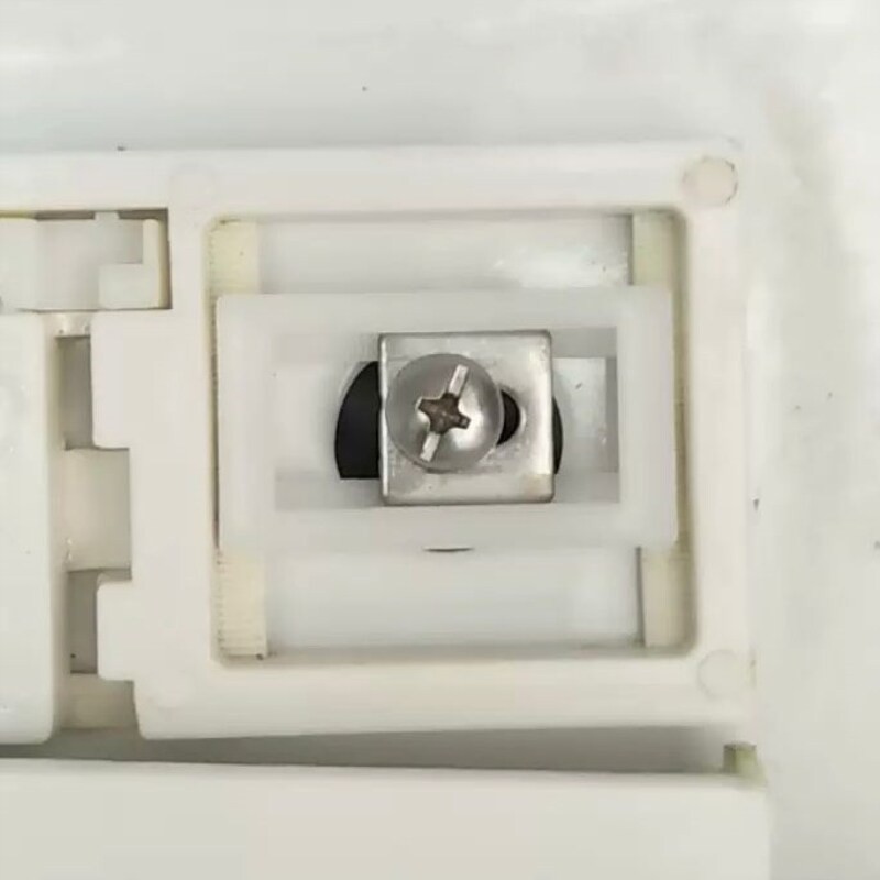 通用卡扣式卡板老款坐便器坐厕板盖配件家用马桶盖底座盖子螺丝