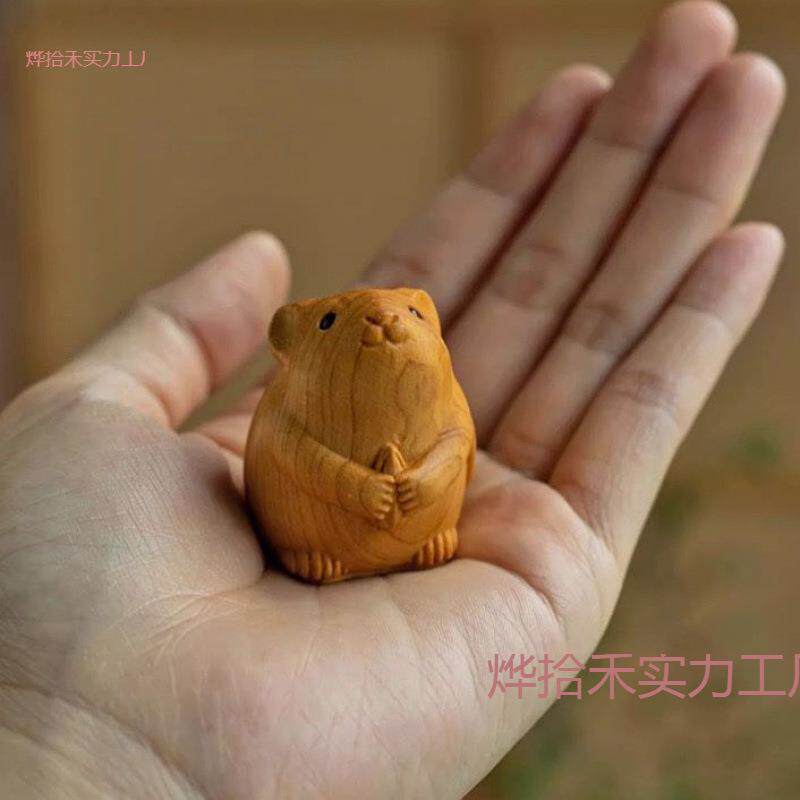 崖柏木卡通十二生肖萌宠手把件可爱动物挂件桌面汽车摆件