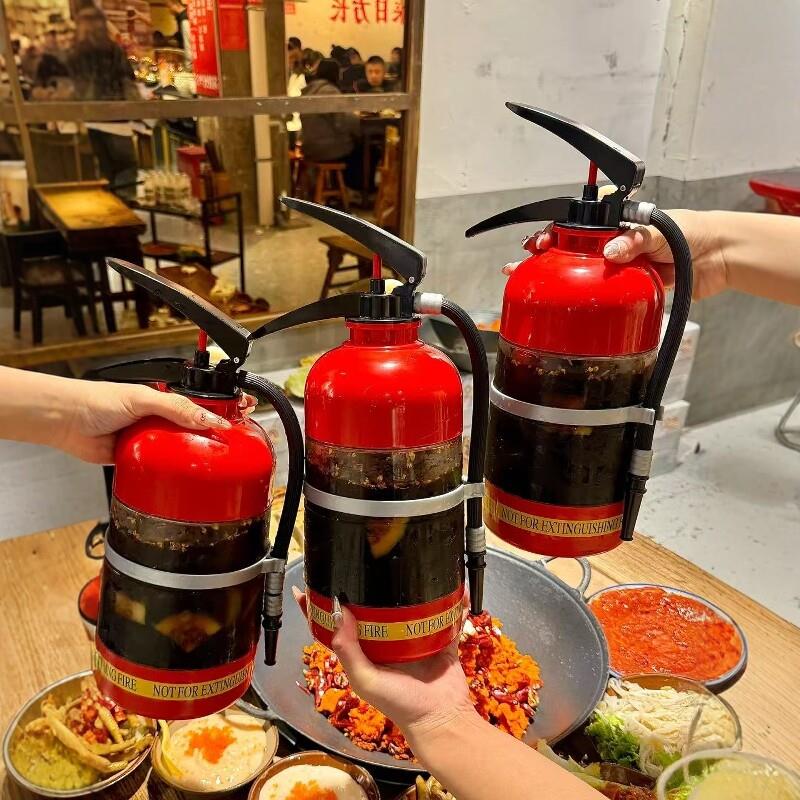 灭火器饮料桶搞怪手压式冷水壶酒炮扎啤机创意分酒器迷你饮水机桶