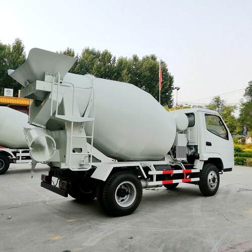 移动式混凝土搅拌车 小型混凝土搅拌车锰板水泥罐 国三搅拌车