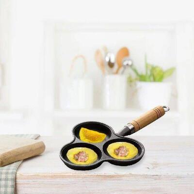3 Hole Breakfast Grill Cooking Pot Cast Iron Omelet Pan