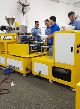 东莞锡华XH-432-25小型流延机TPO三辊压延机TPO片材挤出机