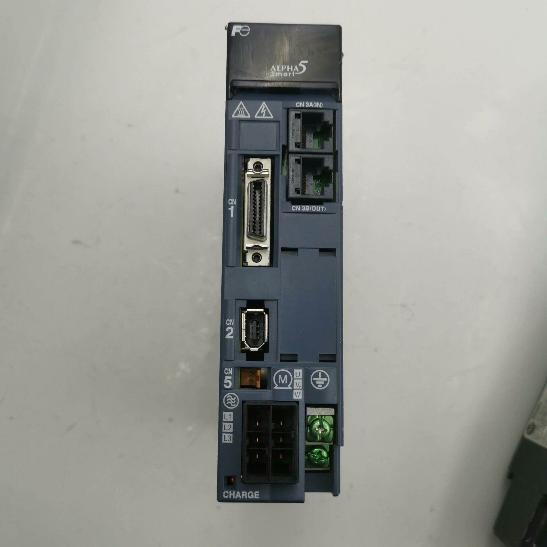 富士伺服驱动RYH401F5-VV2拆机400W。